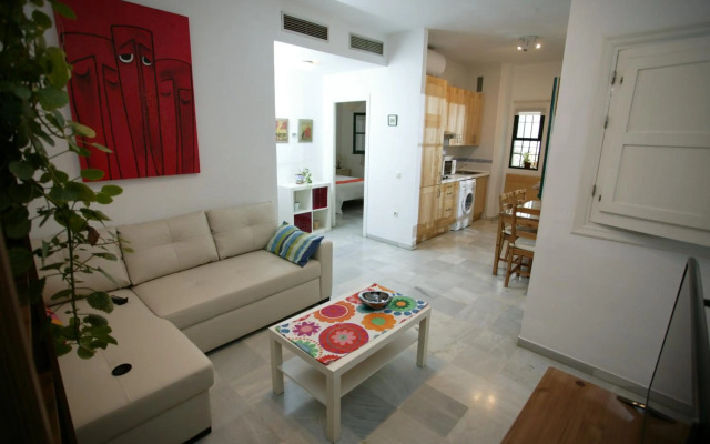 Archeros Oasis by Valcambre