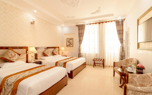 Romeliess Hotel