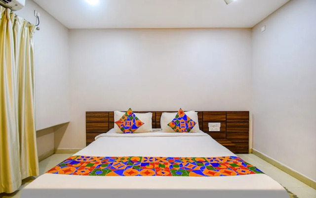 Hotel Royal Crystal by OYO Rooms