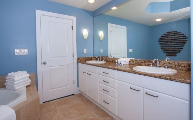 Crc0709 2 Bedroom Condo