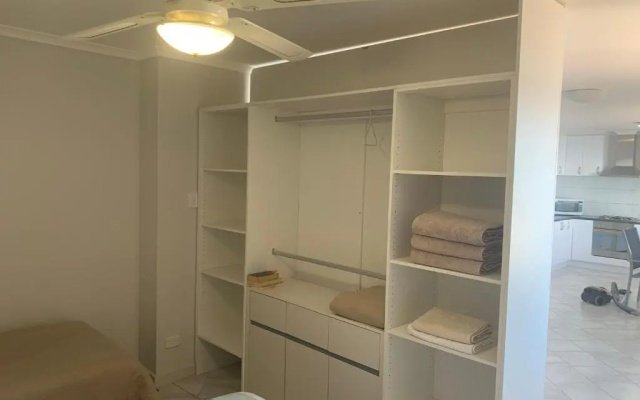 Beachside & Jetty View Apartment 7 - Sea Eagle Nest Apartment