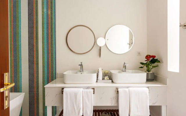 Jaya Suites Hotel