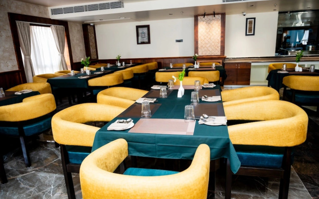 Hotel Lucky India