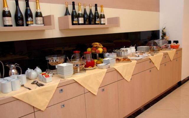 Groane Hotel Residence