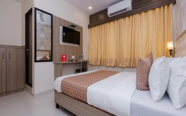 Golden Arch By OYO Rooms