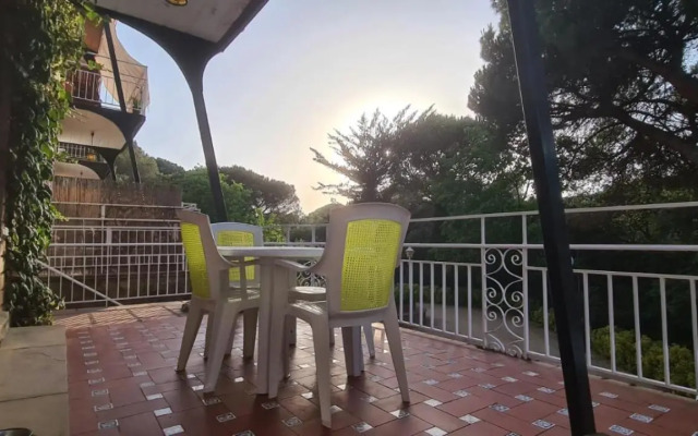 Apartamento familiar junto a pinedas mediterráneas