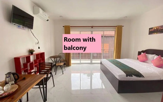 Khun Pich Apartments