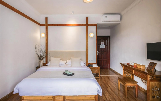 Yangshuo Riverview Hotel