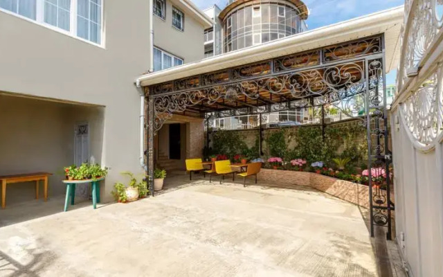 Asya Guest House