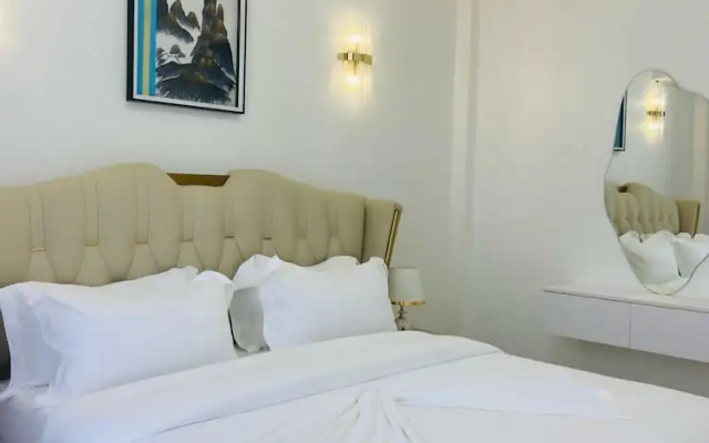 Royal Apartment