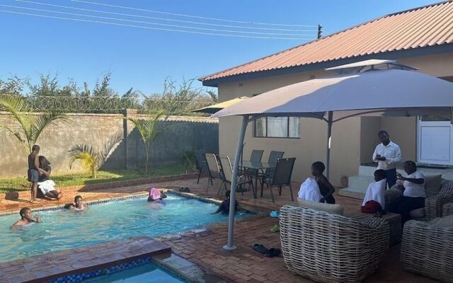 The Crescent Victoria Falls