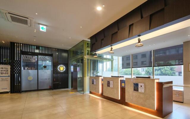 Jeju Central City Hotel
