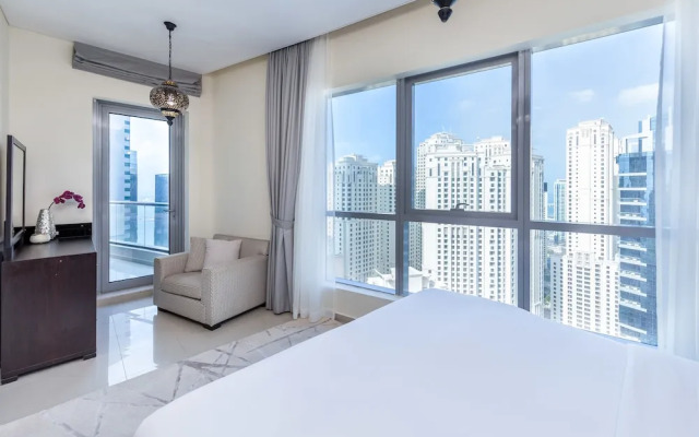 Deluxe Holiday Homes - Bay Central West
