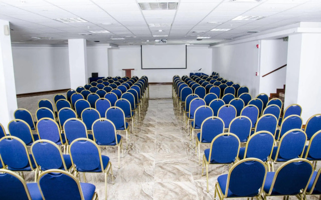 Miraflores Colon Hotel