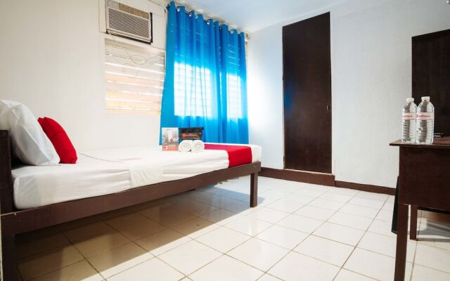 RedDoorz @ Downtown Bacolod