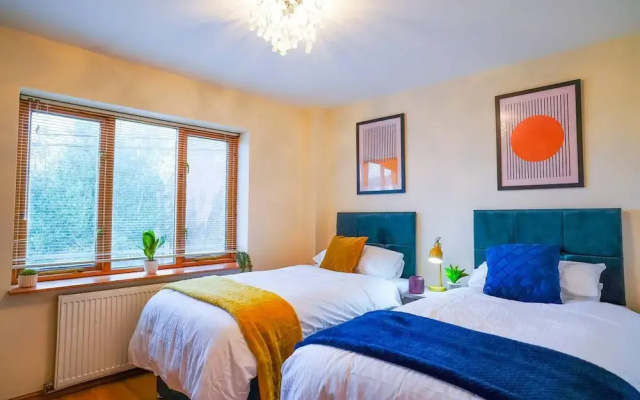 2-bed Apartment Near Beaches & Attractions Petsok