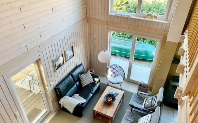 Lovely Holiday Home in Dummer Near Lake