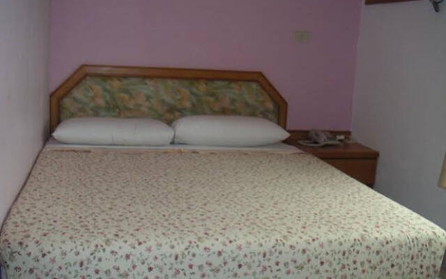 Fifteen One B & B