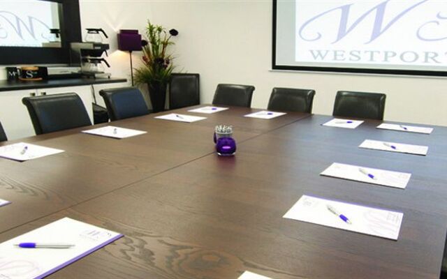 Westport Serviced Apartments