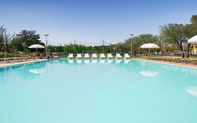 Adamo Ed Eva Resort