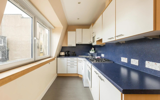 Castle View Apartments