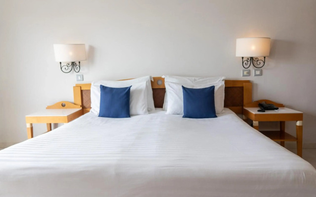 Calypso Hotel