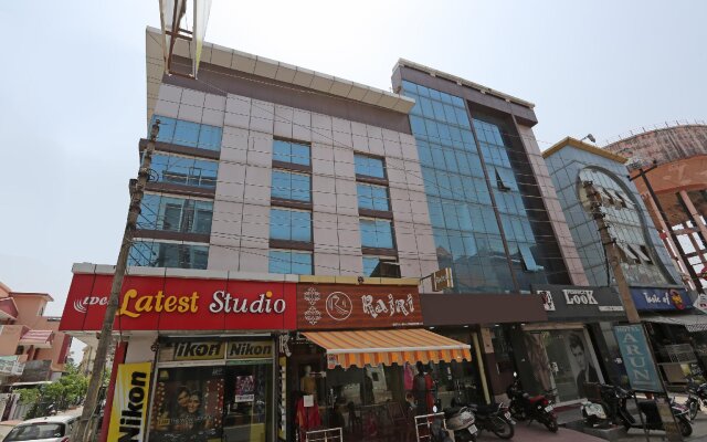 OYO Flagship 14800 Hotel Arun