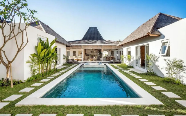 Villa Passion by Alfred in Bali