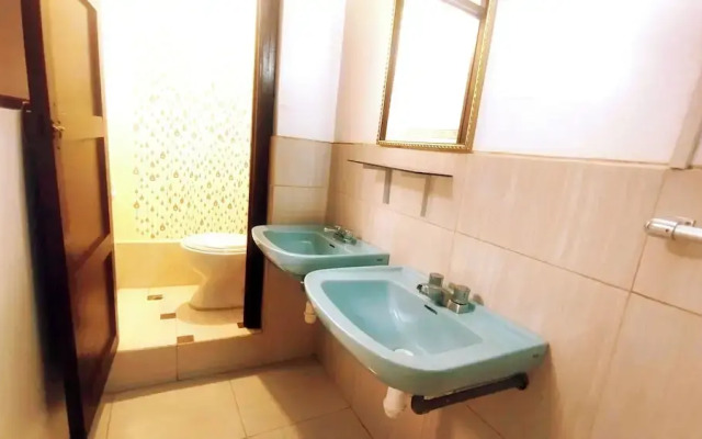 Hotel Yañez Inn