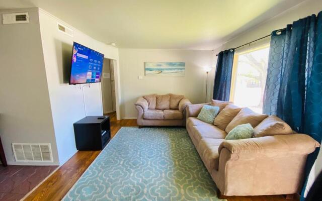 The Cozy Casa near Highway 74