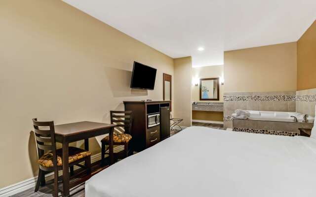 Americas Best Value Inn Houston at FM 529