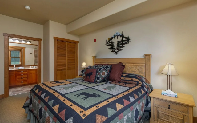 Red Hawk Townhomes by Summit County Mountain Retreats