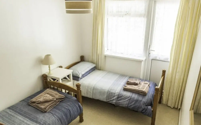 Shanklin Beach - Napier Apartment