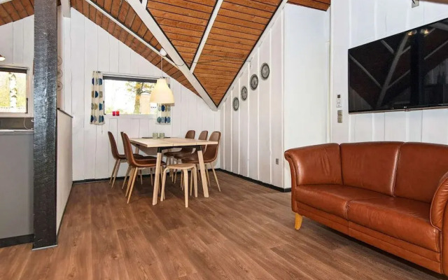 6 Person Holiday Home in Ansager