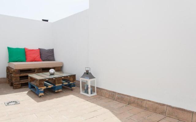 Apartamentos Diaber Alberto Lista