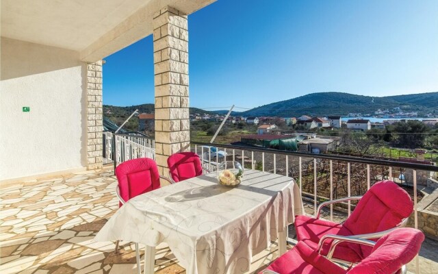 Amazing Home in Vinisce With Wifi and 2 Bedrooms