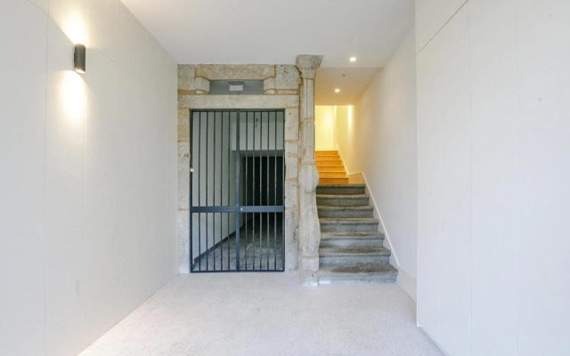 LovelyStay - Taipas Studio with AC