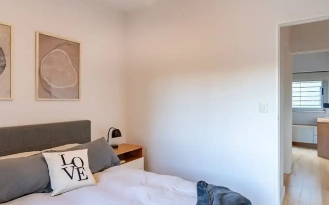 September Vibes Specious 2BR in Buenos Aires