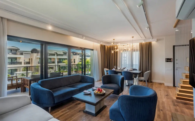 Luxury Garden Suites