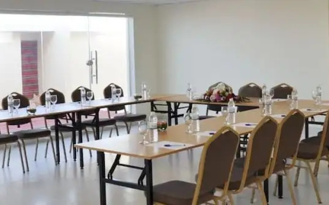Muscat Hills Hotel