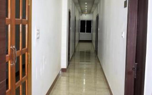 Hotel Akanksha Palace