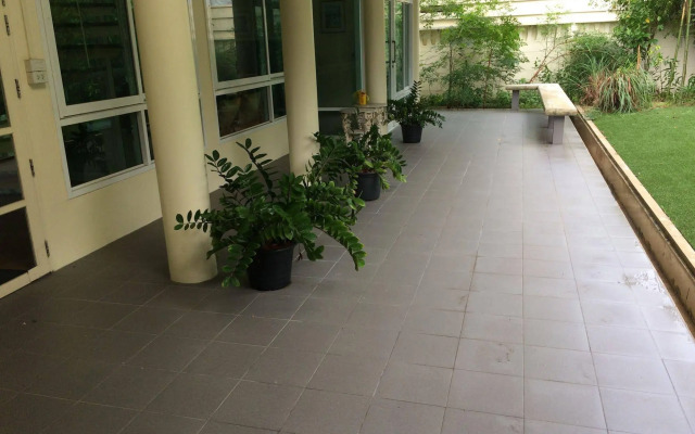 Ratchayothin Cottage