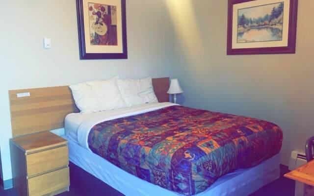 Red Rest Motel