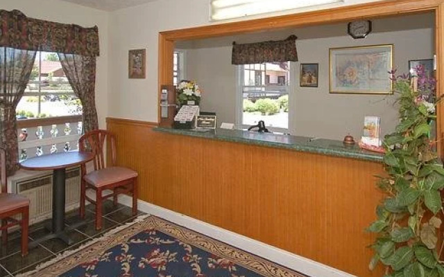 Budgetel Inn and Suites