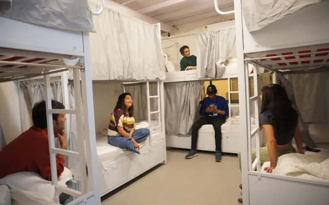 Hammock Hostels