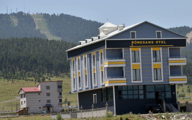 Ronesans Hotel