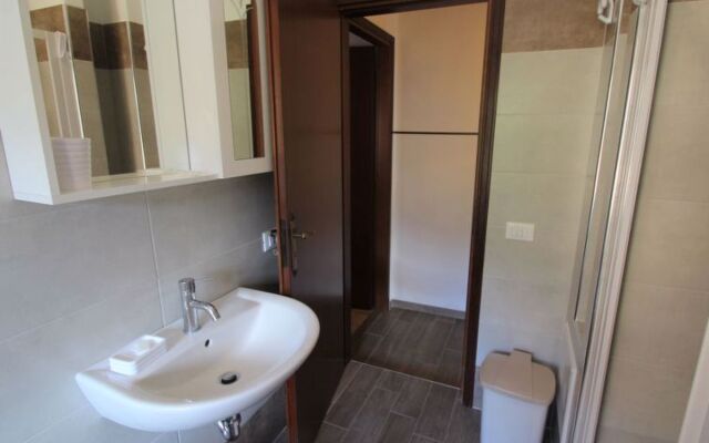 Apartment Adalgisa Tignale 30654