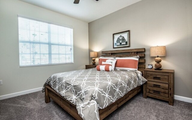 Champions Gate 1626 - Six Bedroom Villa