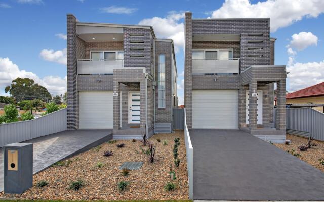 Canley Heights Villas - Sydney