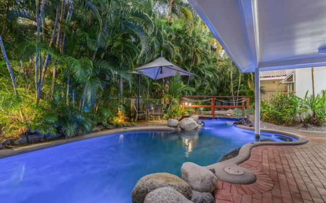 Coral Apartments Port Douglas